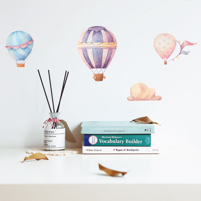 Baby Nursery Hot Air Balloon - ملصق جداري إبداعي ملون على شكل