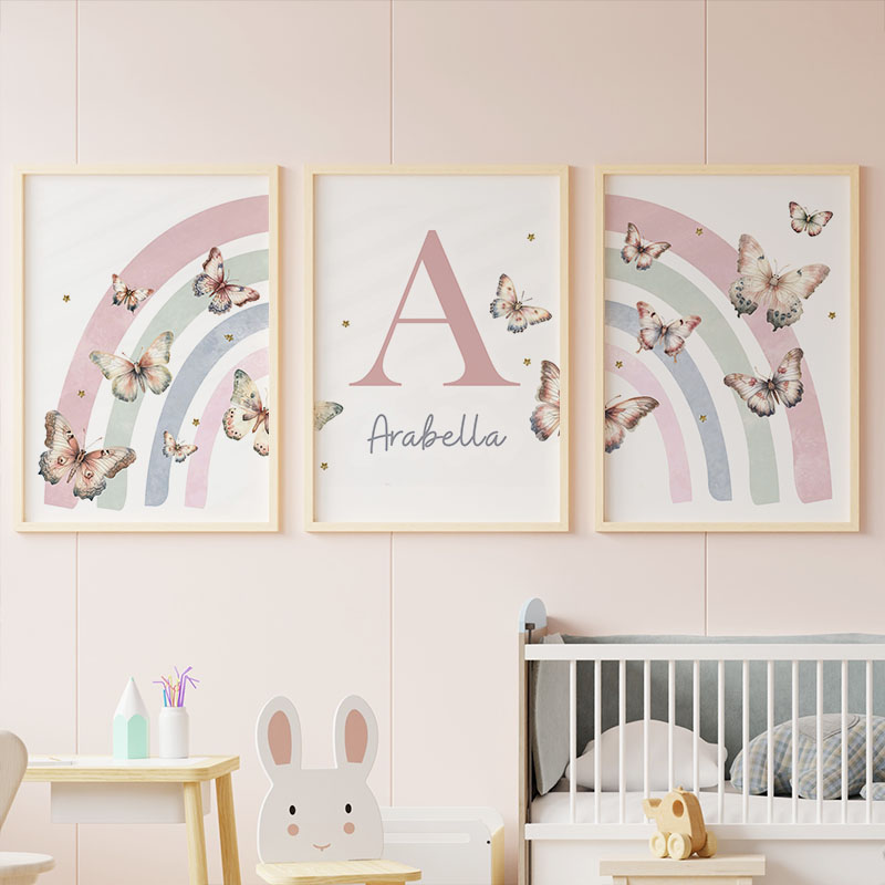Baby Nursery Name Wall Art - الوردي قوس قزح فراشة مخصص اسم