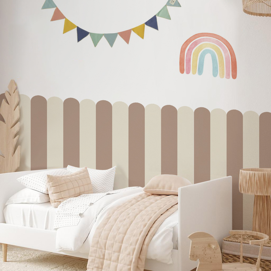 Baby Nursery Room - متعدد الألوان عمودي مخطط قوس خلفية