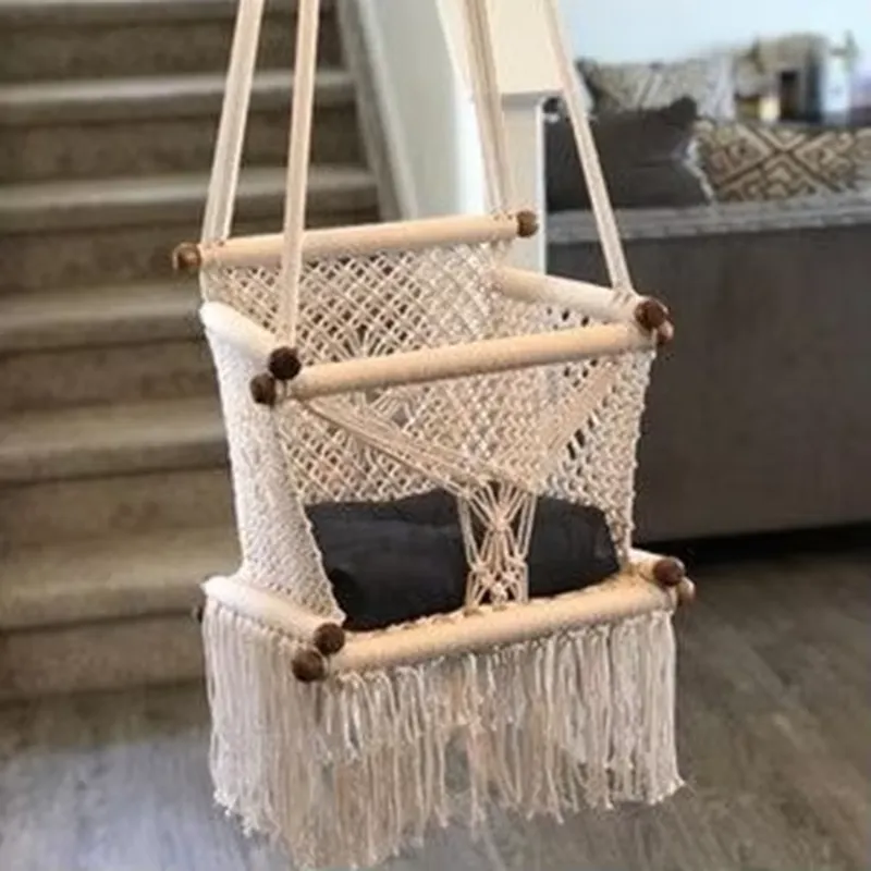 كرسي هزاز خشبي معلق للمواليد ا - مراجعة Baby Nursery Rocking Chair وسعره