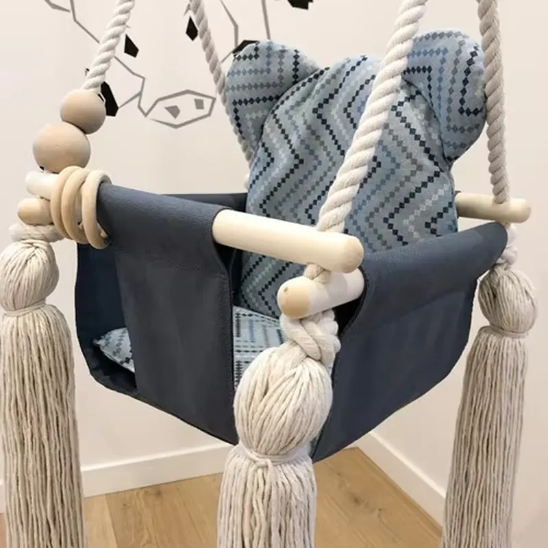كرسي هزاز خشبي معلق للمواليد ا - مراجعة Baby Nursery Rocking Chair وسعره