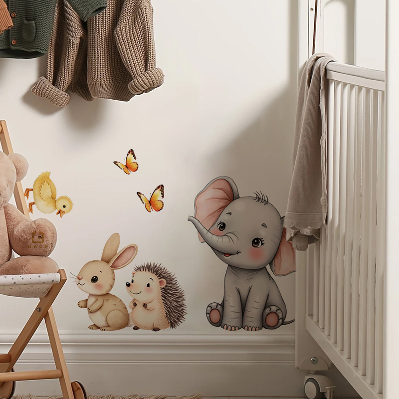 ملصق حائط على شكل حيوانات كرتو - مراجعة Baby Nursery Room وسعره