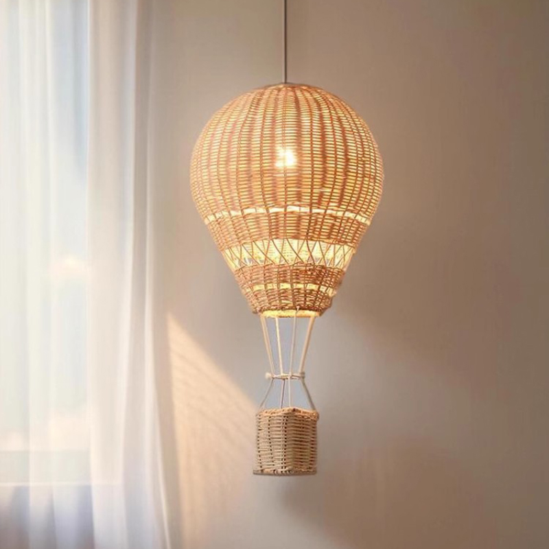 ثريا بالون الهواء الساخن LED ل - مراجعة Baby Nursery Hot Air Balloon وسعره